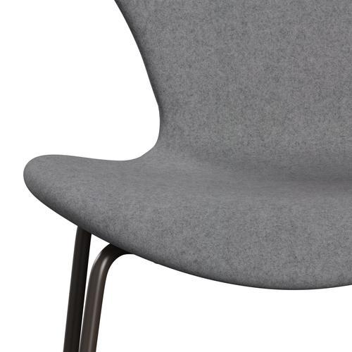 Fritz Hansen 3107 Stol Fuldpolstret, Brown Bronze/Divina Melange Stone Grey