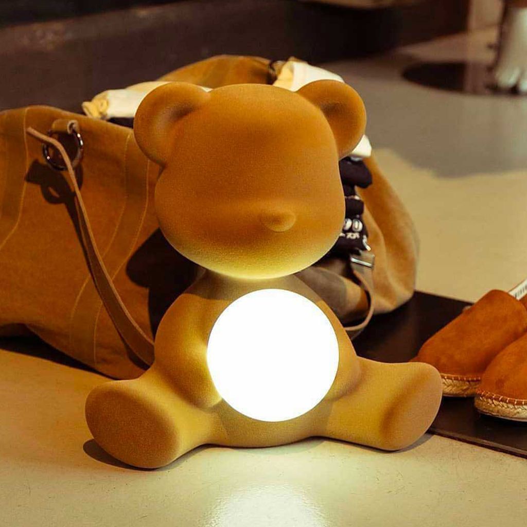 Qeeboo Teddy Girl Genopladelig LED Bordlampe Fløjl Finish, Lyseblå