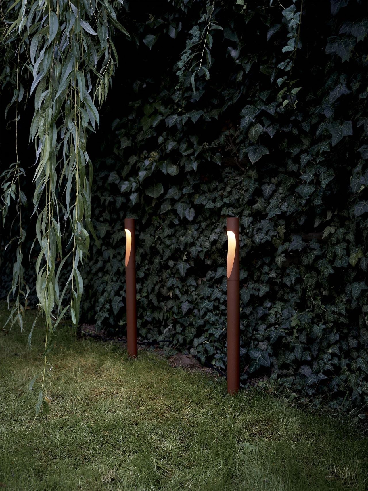 Louis Poulsen Flindt Garden Bollard LED 4000K 6.5W Spike with Adaptor Short, Aluminium